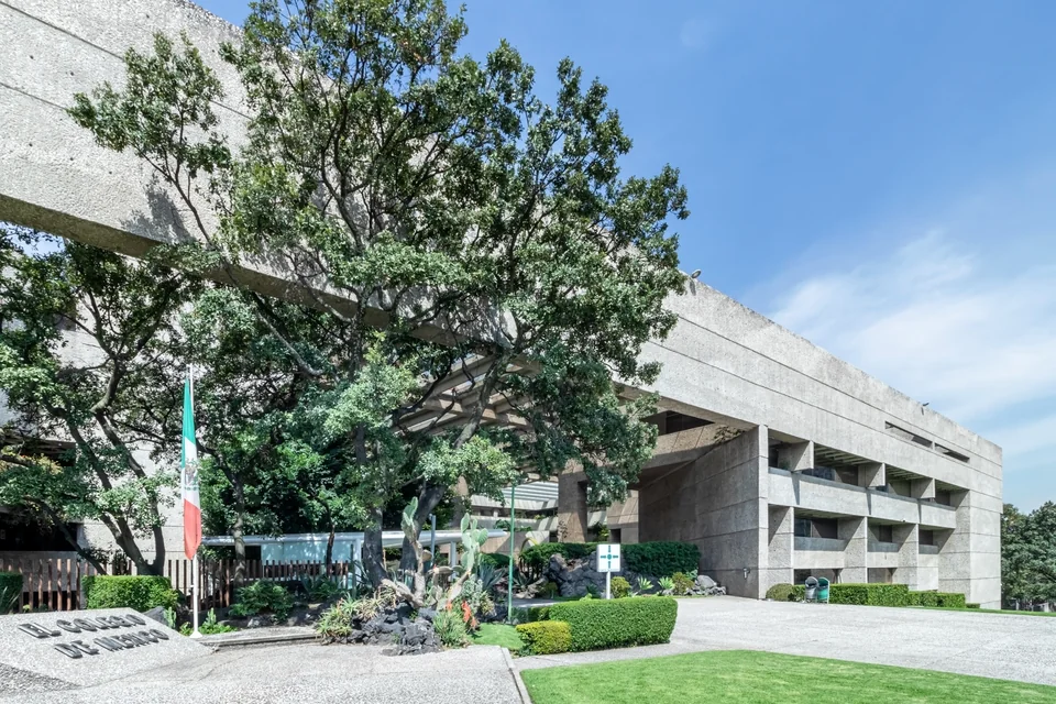 Fachada de El Colegio de México